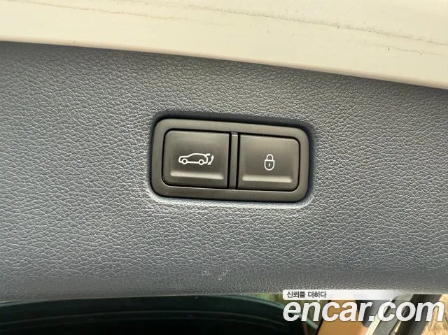 Genesis GV80 2.5T Бензин 2WD — Фото автомобиля 20