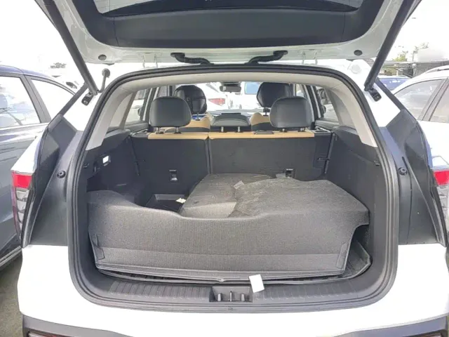 Geely Boyue L — Фото автомобиля 18