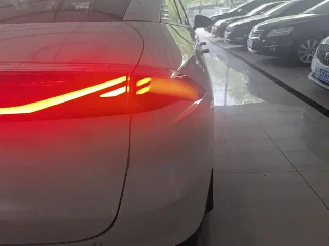 Geely Galaxy L6 — Фото автомобиля 7