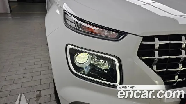 Hyundai Venue Venue 1.6 Premium — Фото автомобиля 22