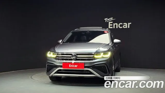 Volkswagen Tiguan — Фото автомобиля 3