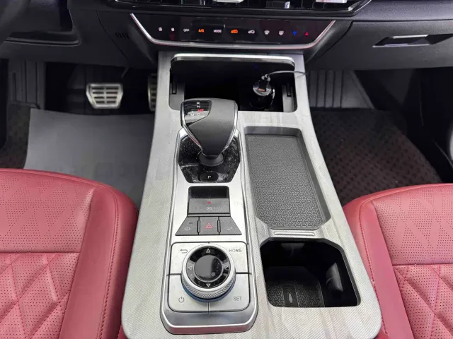 Jetour X70 Plus — Фото автомобиля 11