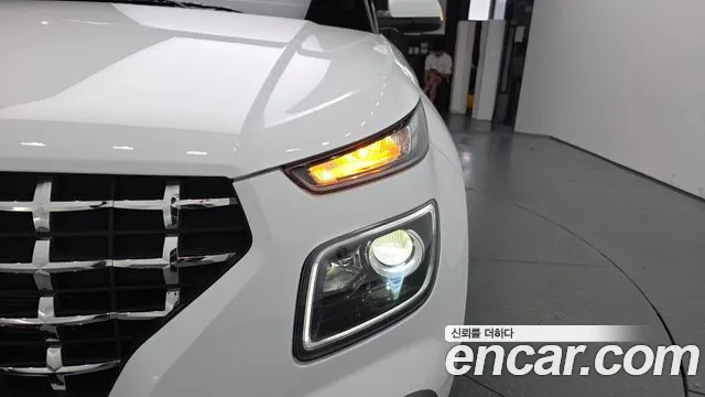 Hyundai Venue Venue 1.6 Premium — Фото автомобиля 21
