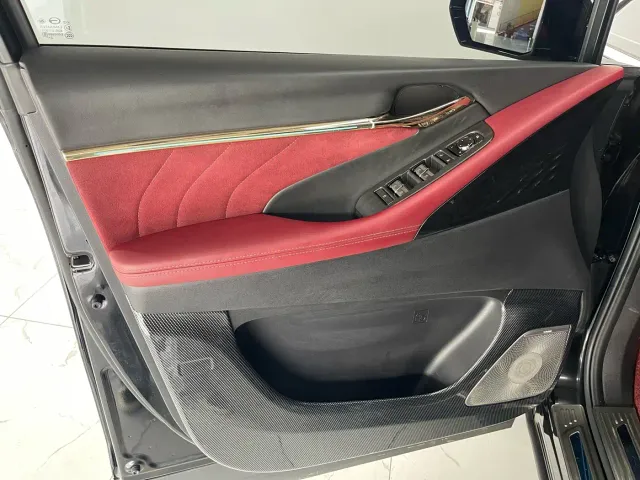 GAC Trumpchi M8 — Фото автомобиля 9
