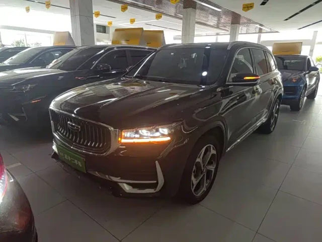 Фотография автомобиля — Geely Xingyue L