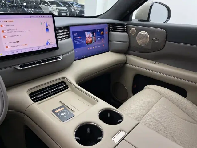 IM Motors LS8 — Фото автомобиля 29