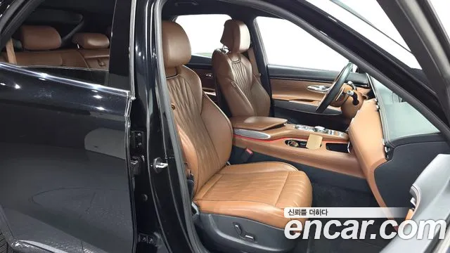 Genesis GV70 — Фото автомобиля 26