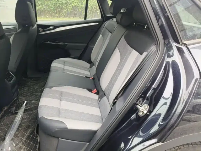 Volkswagen ID.4 Crozz — Фото автомобиля 16