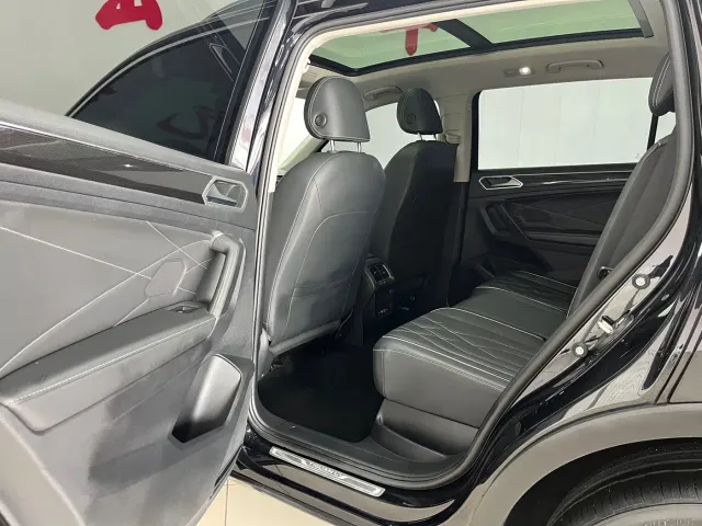 Volkswagen Tiguan L — Фото автомобиля 8