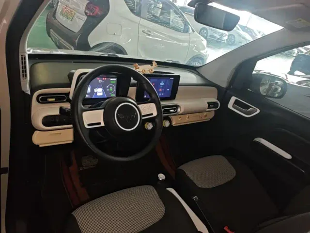Wuling Hongguang Mini EV — Фото автомобиля 9