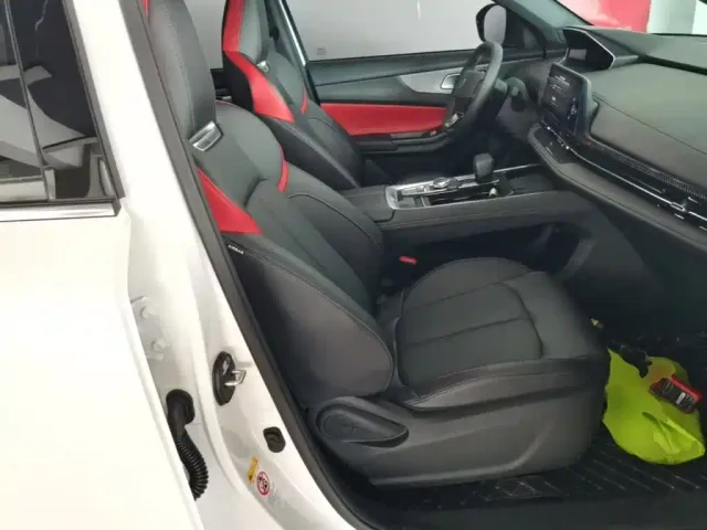 Changan CS55 Plus — Фото автомобиля 24