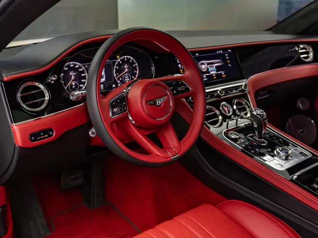 Bentley Continental — Фото автомобиля 4