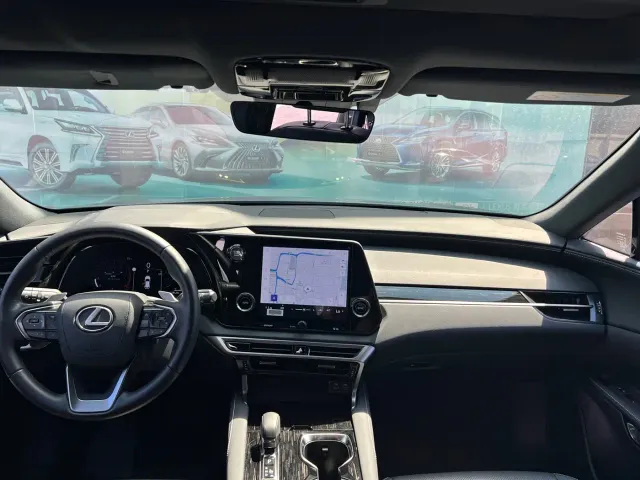 Lexus RX — Фото автомобиля 7