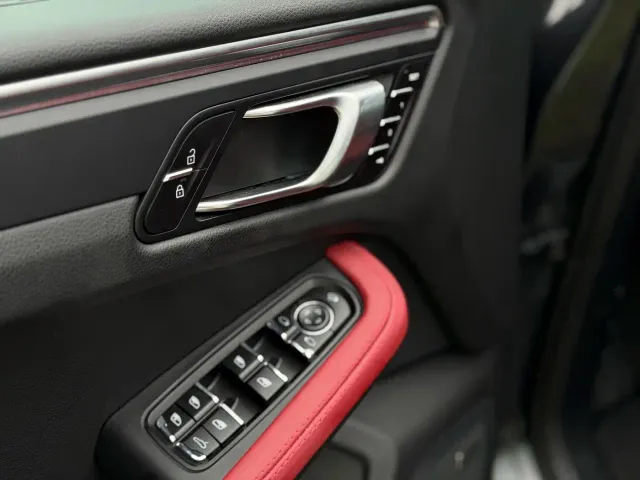 Porsche Macan — Фото автомобиля 21