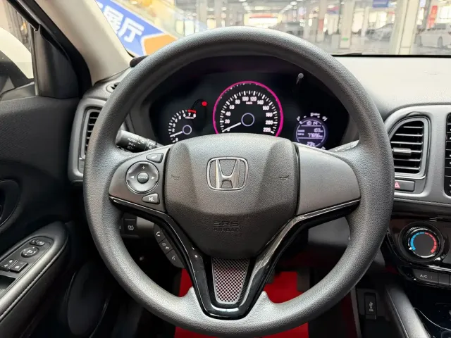 Honda Vezel — Фото автомобиля 12