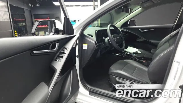 Kia Niro All Niro EV Air — Фото автомобиля 10