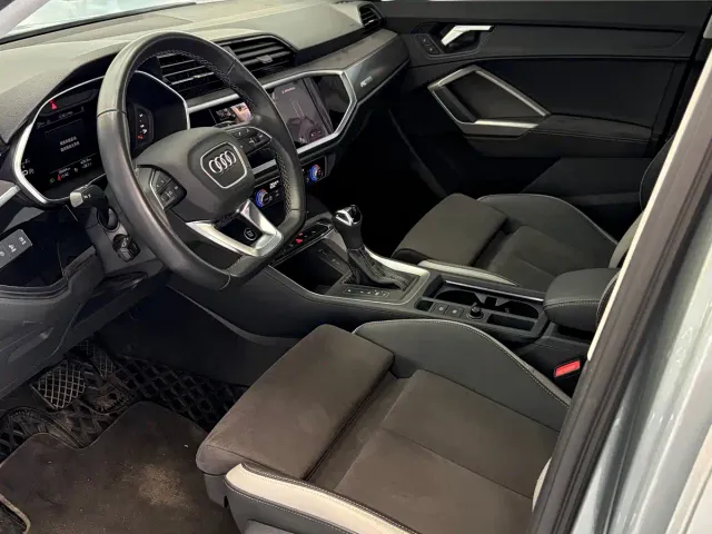 Audi Q3 — Фото автомобиля 16