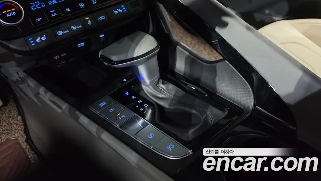 Hyundai Avante CN7 — Фото автомобиля 9