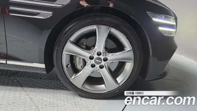 Genesis G80 Бензин 2.5 турбо AWD — Фото автомобиля 16