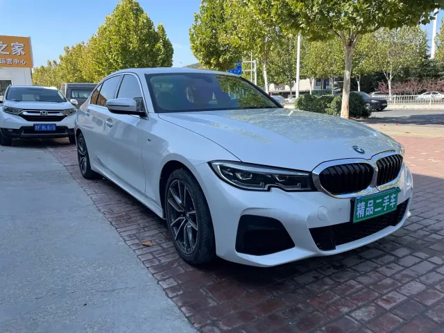 BMW 3 Series — Фото автомобиля 3