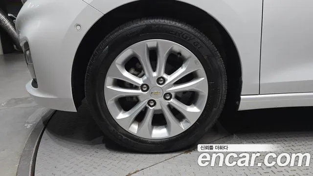 Chevrolet Spark — Фото автомобиля 5