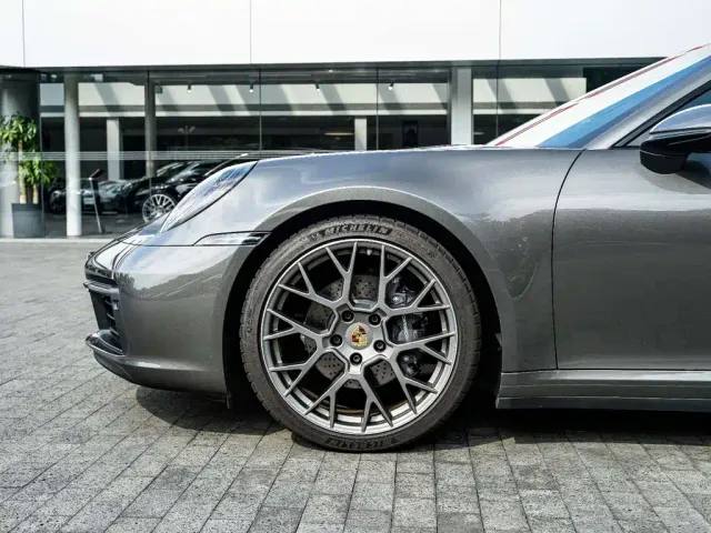 Porsche 911 — Фото автомобиля 9