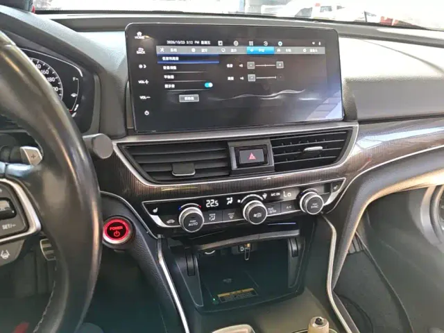 Honda Accord — Фото автомобиля 12