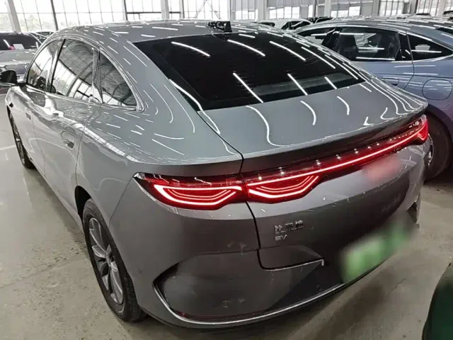 BYD Qin L — Фото автомобиля 4