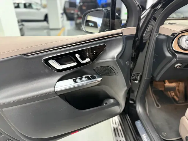 Mercedes-Benz Mercedes-Benz EQE SUV 2024 500 4MATIC Luxury Edition — Фото автомобиля 15