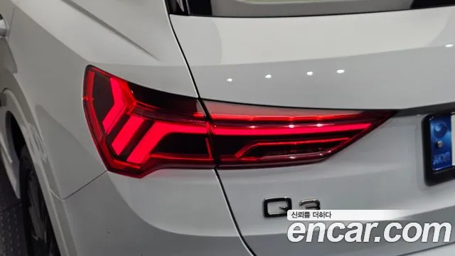 Audi Q3 35 TDI quattro Premium — Фото автомобиля 21