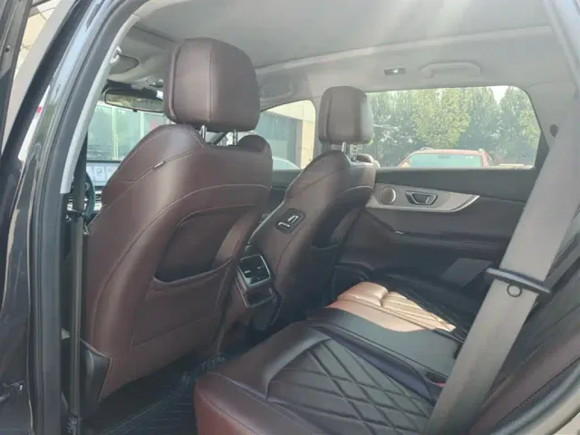 Chery Tiggo 8 PLUS — Фото автомобиля 14
