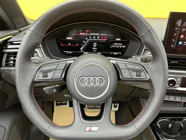Audi S4 — Фото автомобиля 16