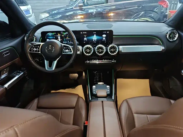 Mercedes-Benz GLB-Class — Фото автомобиля 9