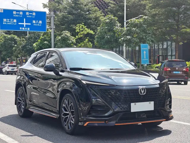 Changan UNI-T — Фото автомобиля 3