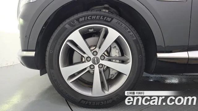 Genesis GV80 — Фото автомобиля 5