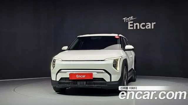 Kia EV3 — Фото автомобиля 3