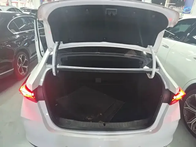 Buick Verano — Фото автомобиля 18