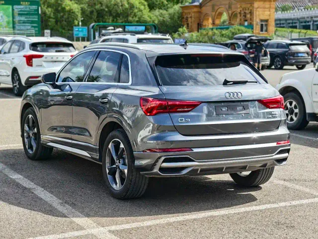 Audi Q3 — Фото автомобиля 5