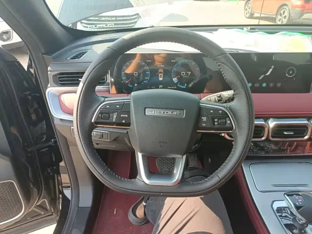 Jetour X70 Plus — Фото автомобиля 10