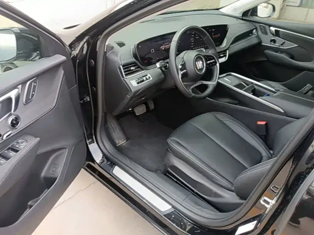 Buick LaCrosse — Фото автомобиля 15