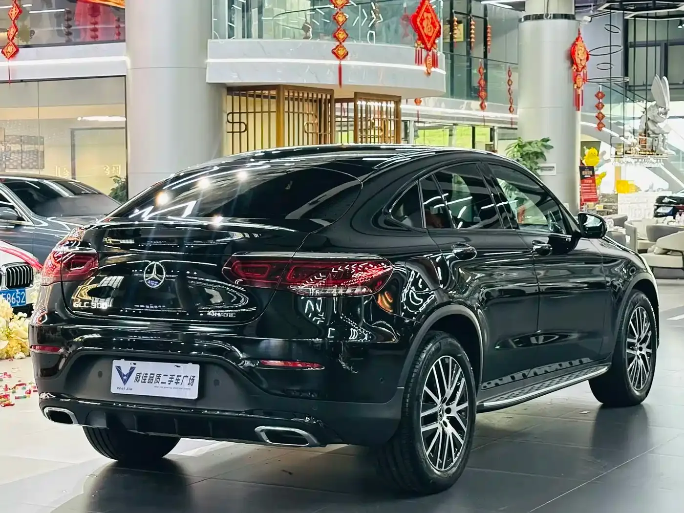 Mercedes-Benz Mercedes-Benz GLC Coupe 2023 Model GLC 300 4MATIC Coupe SUV — Фото автомобиля 7