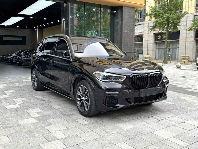 BMW X5 — Фото автомобиля 3