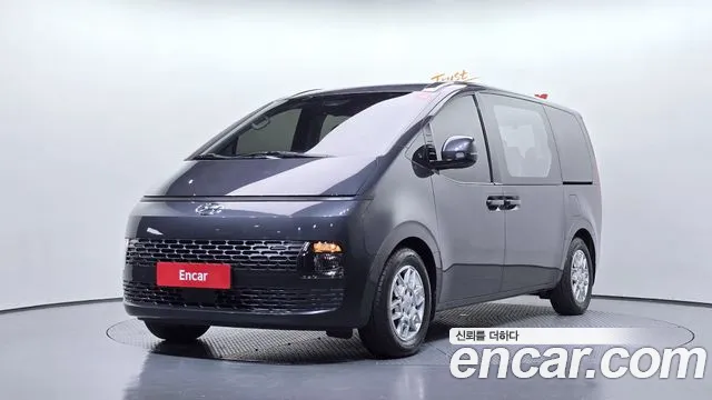 Фотография автомобиля — Hyundai Staria