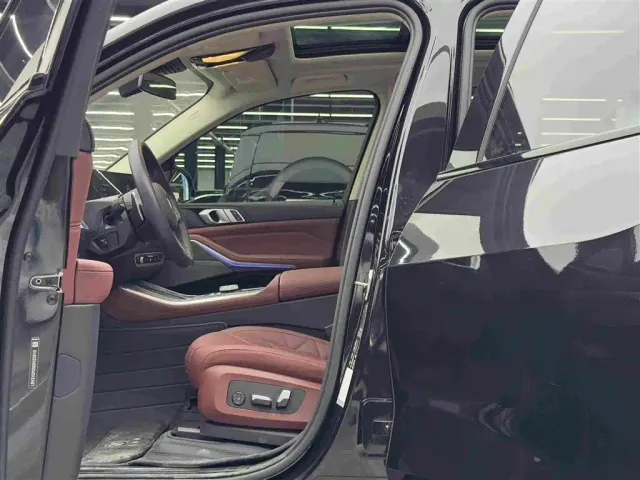 BMW X5 — Фото автомобиля 8