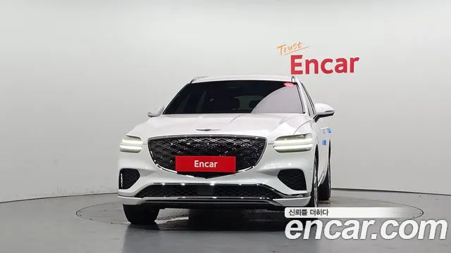 Genesis GV70 2.5T Бензин AWD — Фото автомобиля 3
