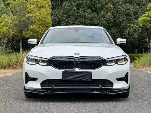 BMW 3 Series — Фото автомобиля 2