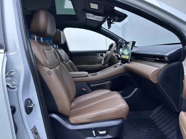 Wuling Starlight S — Фото автомобиля 12
