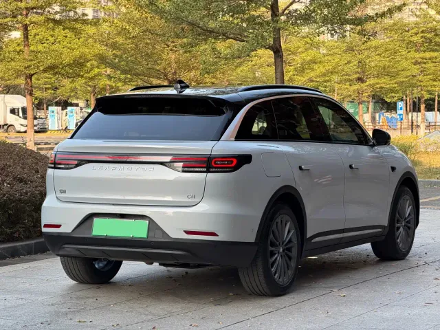 Leapmotor C11 — Фото автомобиля 4