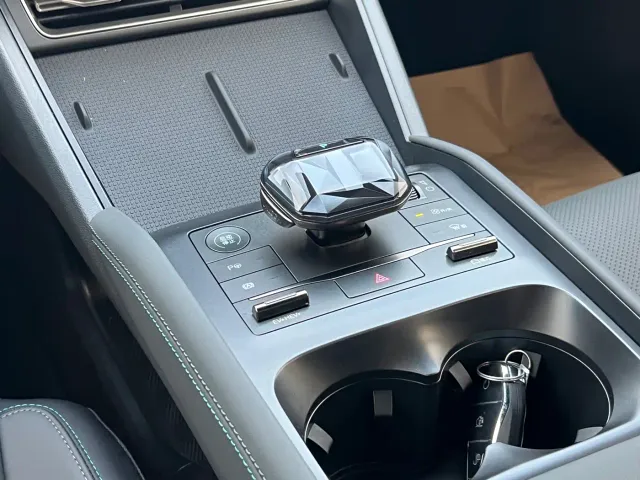 BYD Qin L — Фото автомобиля 14