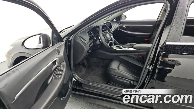 Hyundai Sonata — Фото автомобиля 10